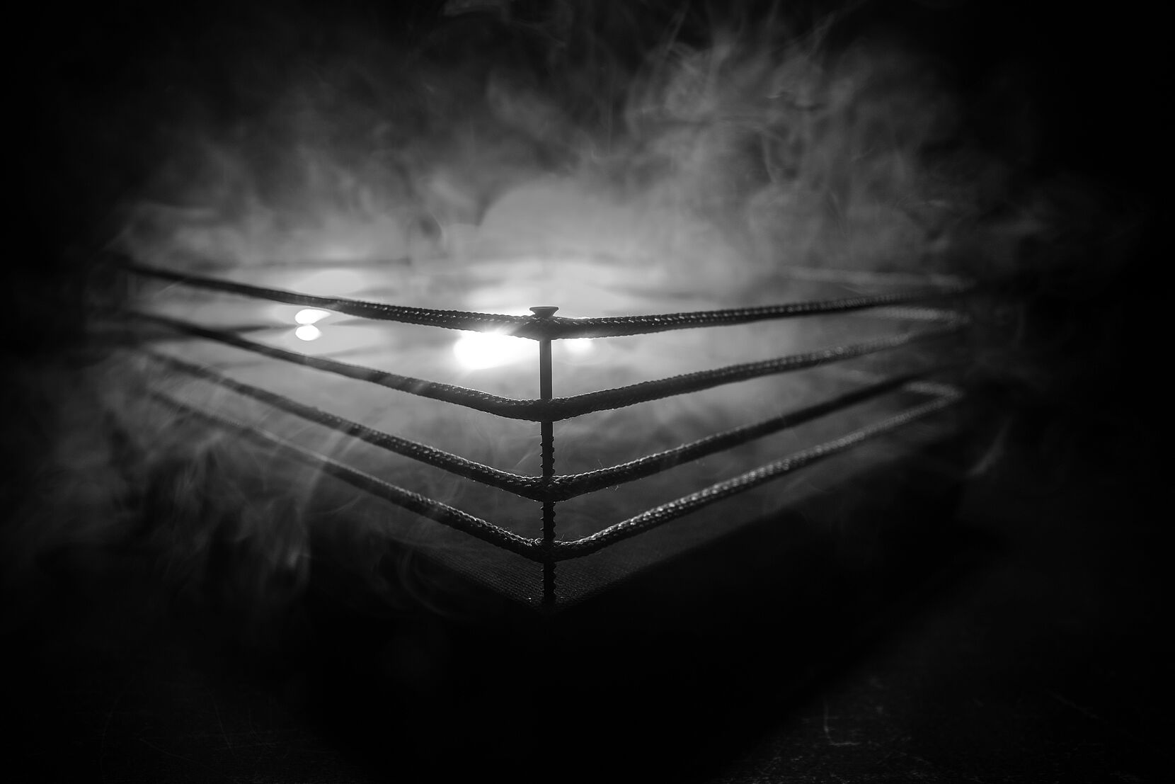 Ein Boxring - "steig mit uns in den Ring"